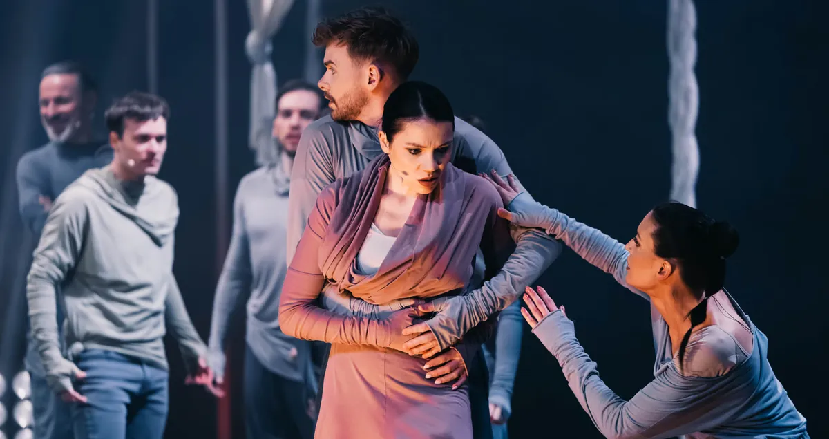 Zespół na scenie — Jesus Christ Superstar, Broadway w Polsce